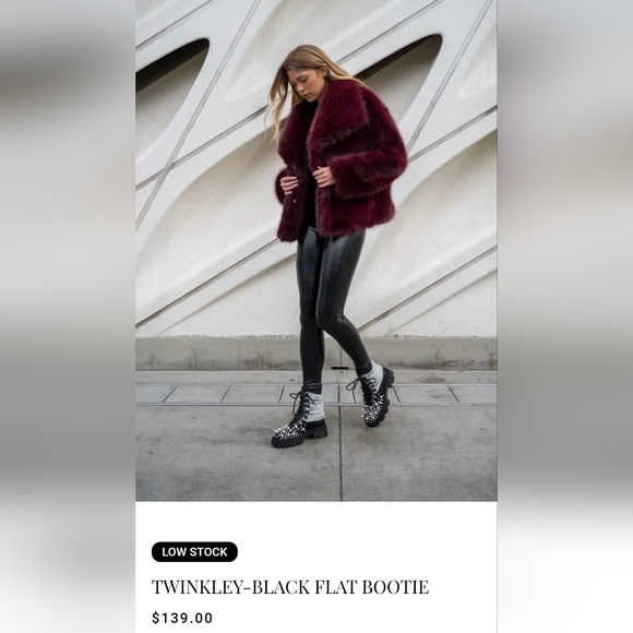 AZALEA WANG TWINKLEY BLACK PEARL EMBELLISHED COMBAT BOOTIE.  Women's SIZE 7 - Picture 9 of 9